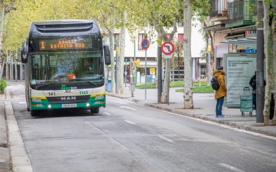 Un autobús a la Via Massagué | Roger Benet